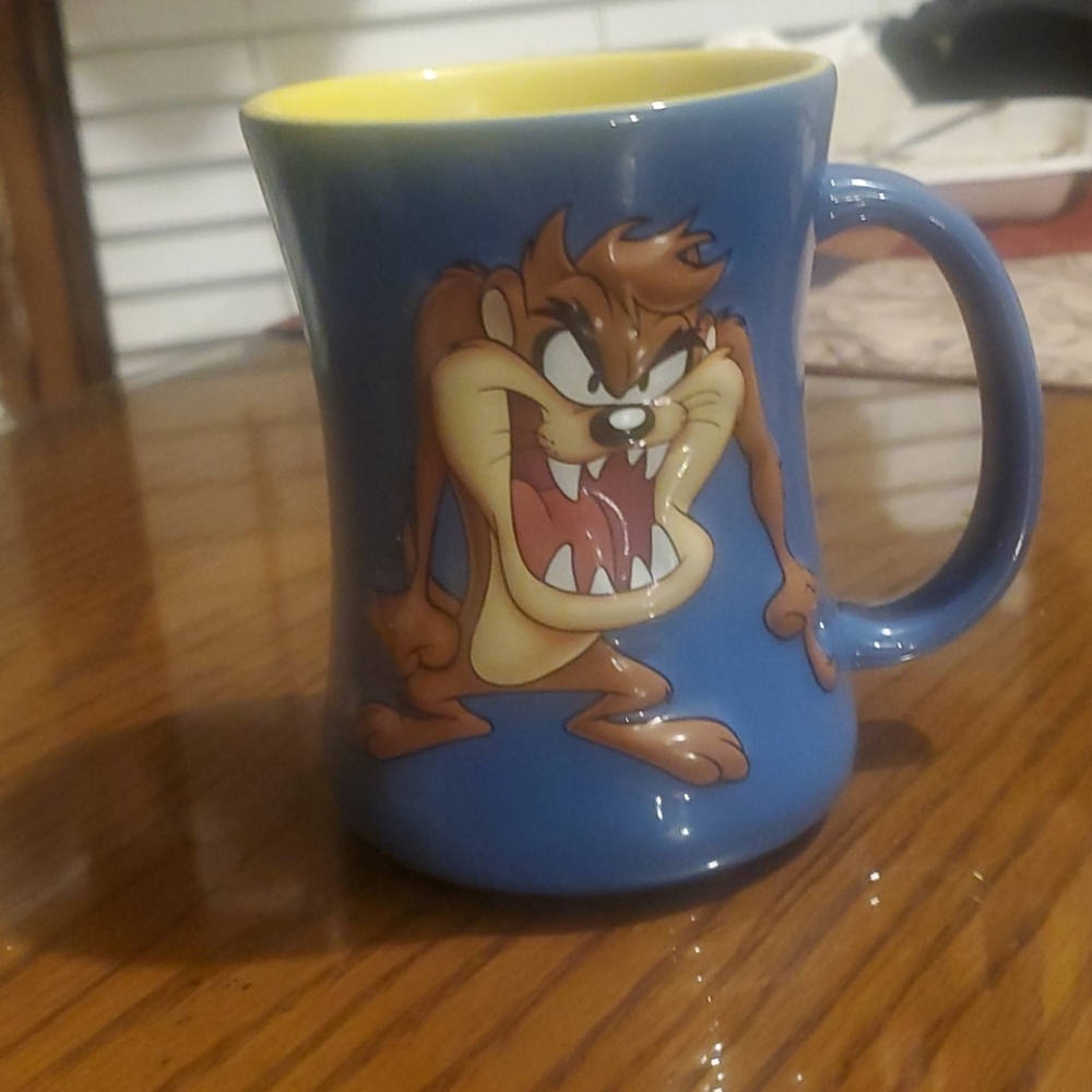Looney Tunes coffee mug
